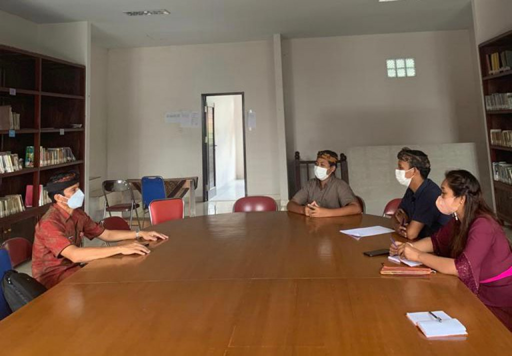 Sosialisasi Kelompok Informasi Masyarakat (KIM) Sebagai Pengelola Media
